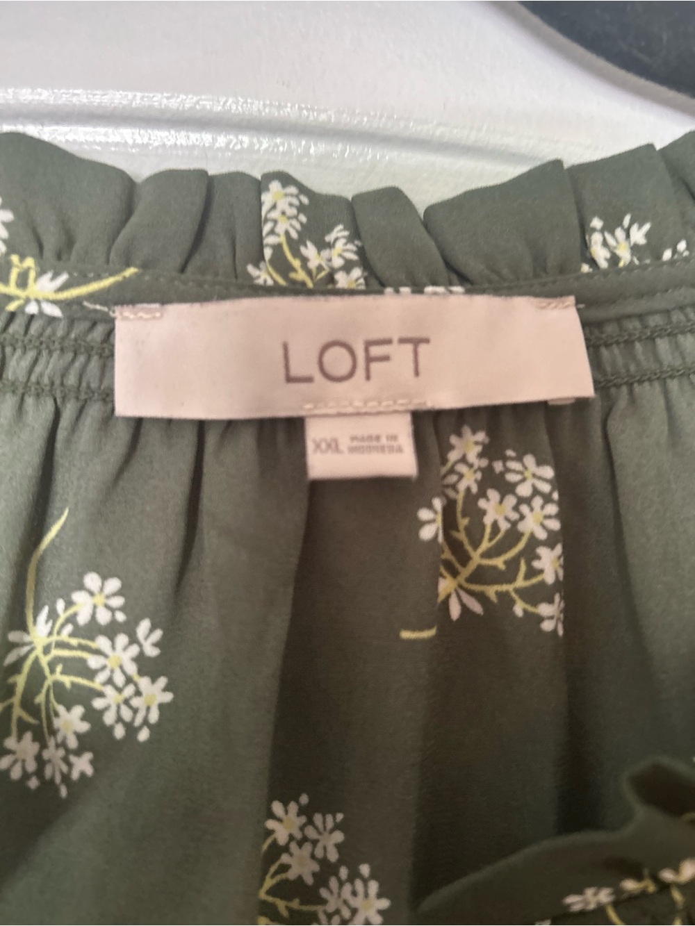 LOFT Olive Green Floral Long-Sleeve Blouse - Picture 4 of 11